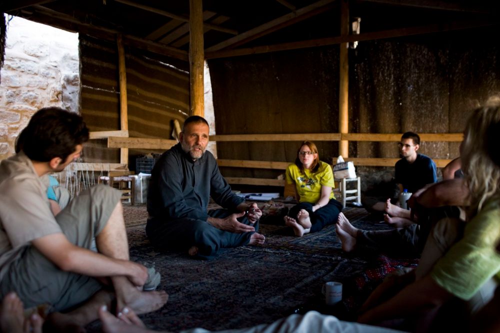 F2FE110D-E058-4E9A-B802-305DEC14F7C0